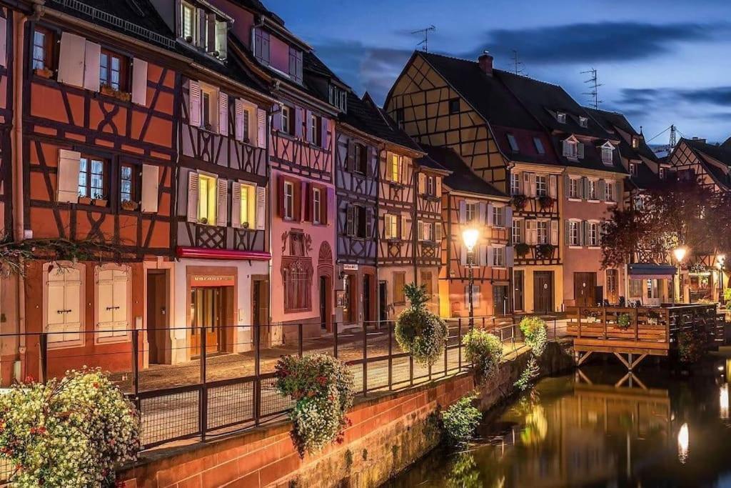Romantique Appartement Fly Me To The Moon Colmar Exteriör bild